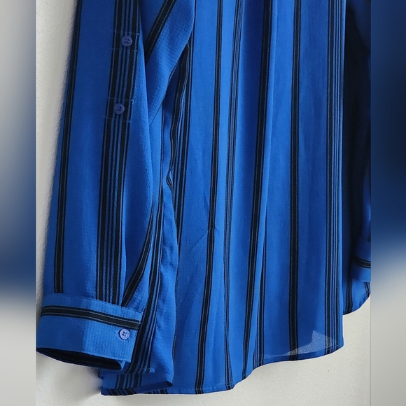 Notations Women's Blue & Black Roll Tab Sleeve Notch Neck Front Pockets Sz 1X - Picture 6 of 9